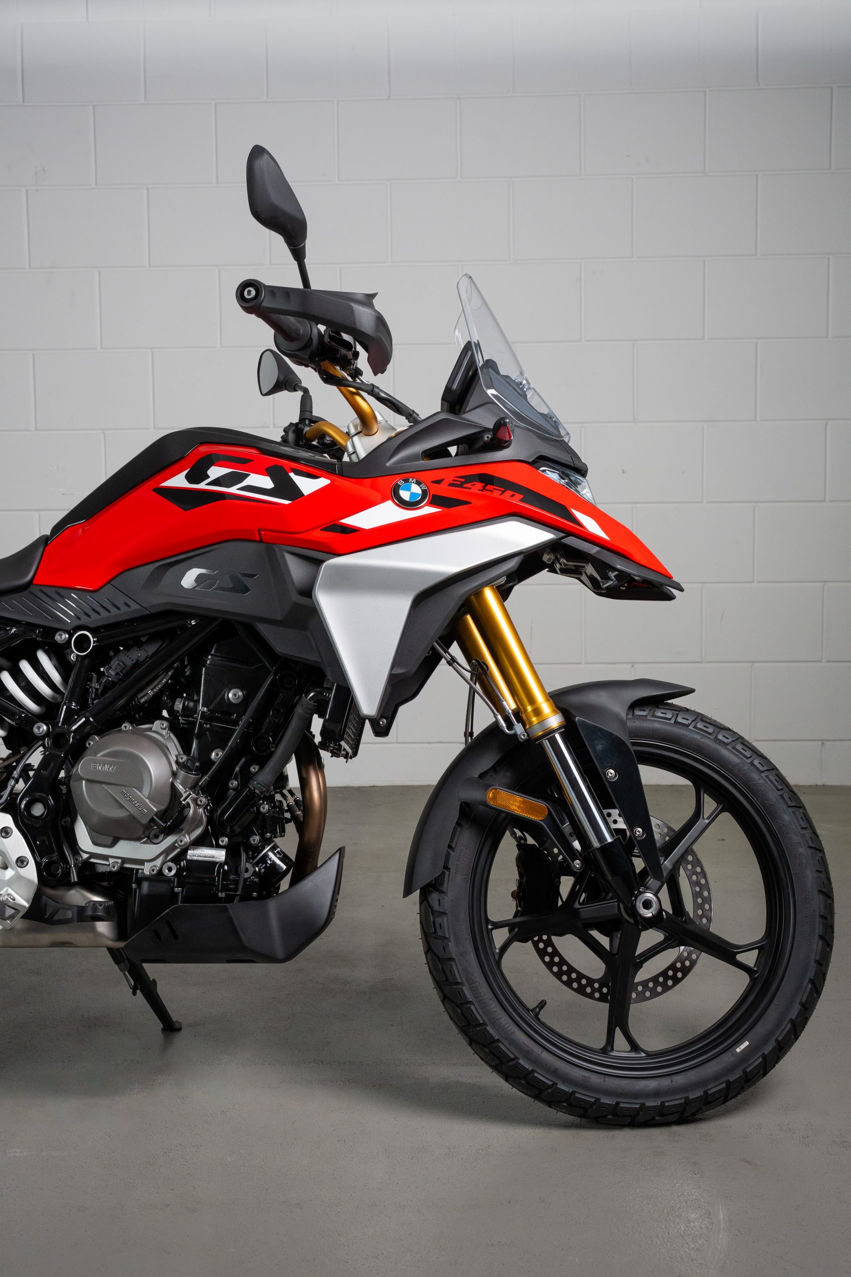 P90623875_highRes_the-new-bmw-f-450-gs