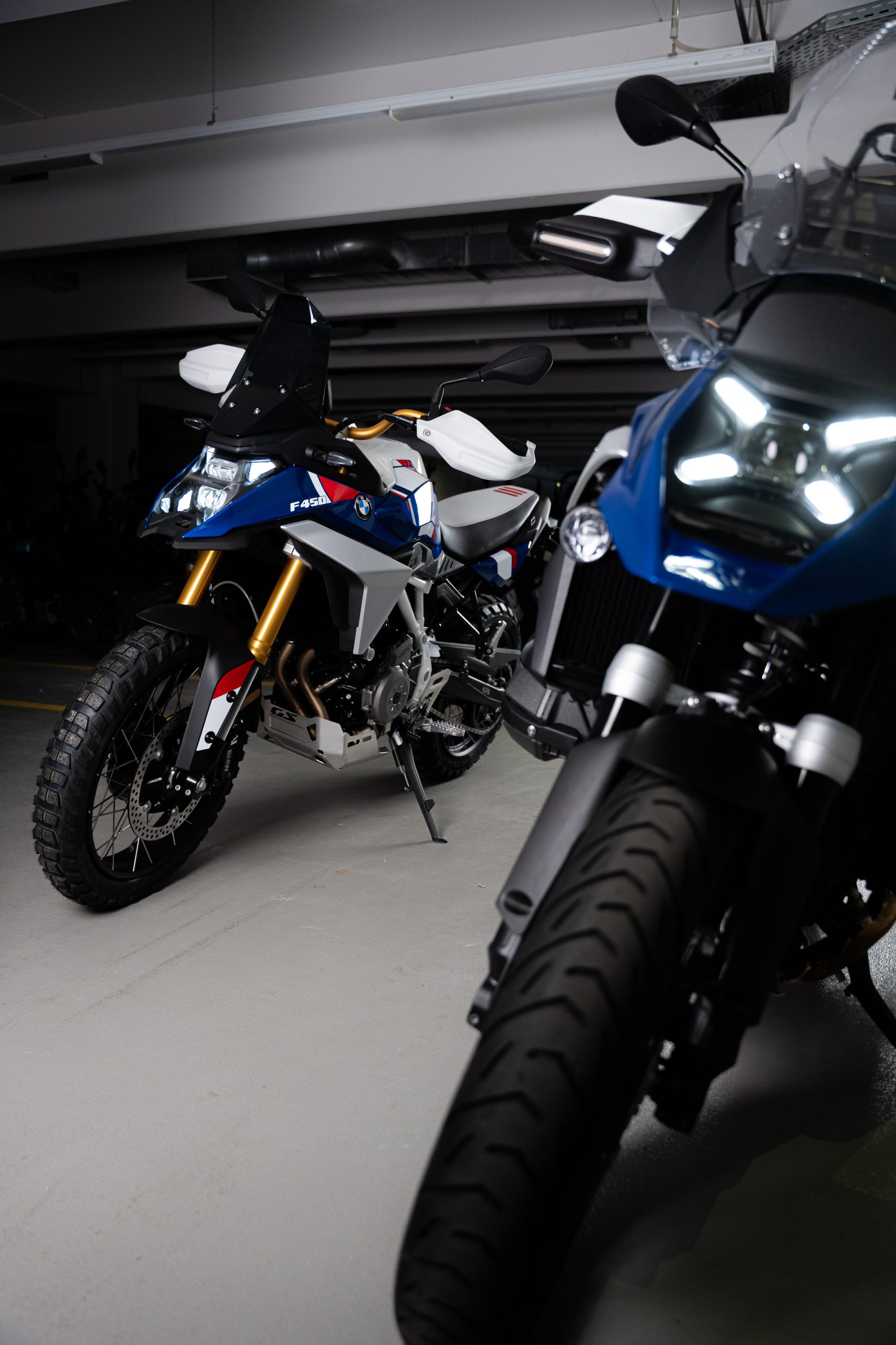 P90623881_highRes_bmw-f-450-gs-and-r-1